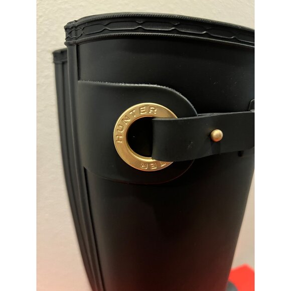 Hunter Original Refined Tall Rain Boots - Size 7 (Black) - Picture 8 of 10